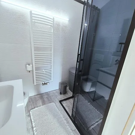 Апартаменты Apartma Drustvena Free Private Parking Любляна